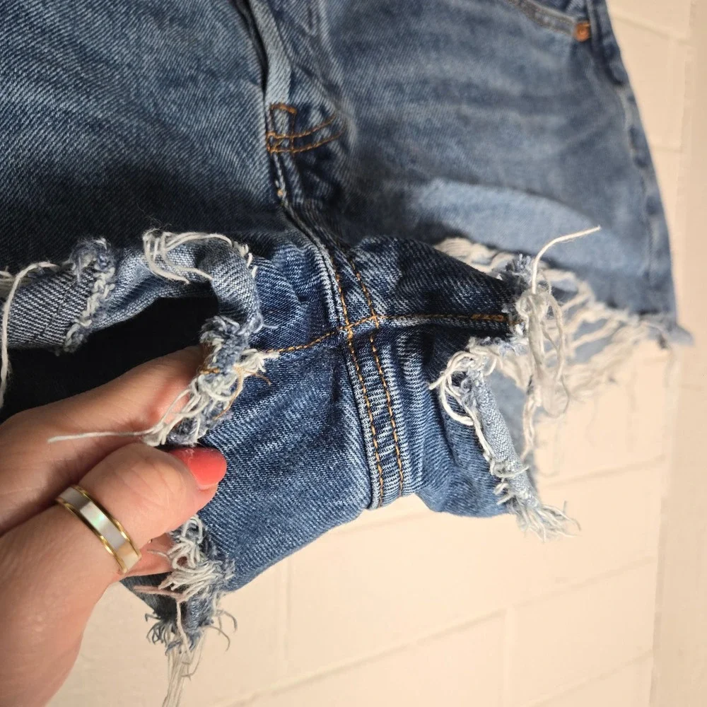 Levi's 501 Original Cut Off Denim Shorts 33 Blue Distressed High Rise Festival‎